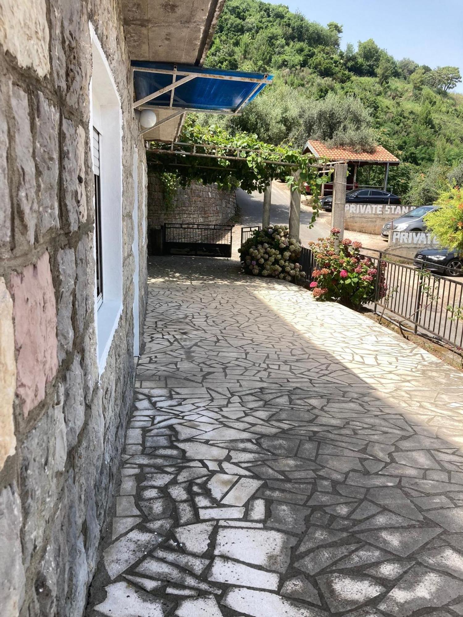 בודווה Guest House Garden מראה חיצוני תמונה
